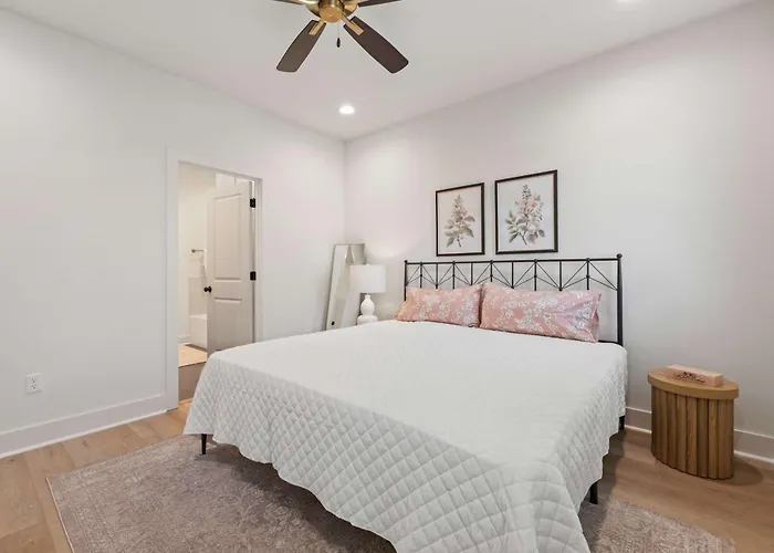 Holiday home Luxe Oaks - Walk To River Ranch - Build In 2025 - Ev Charger Lafayette