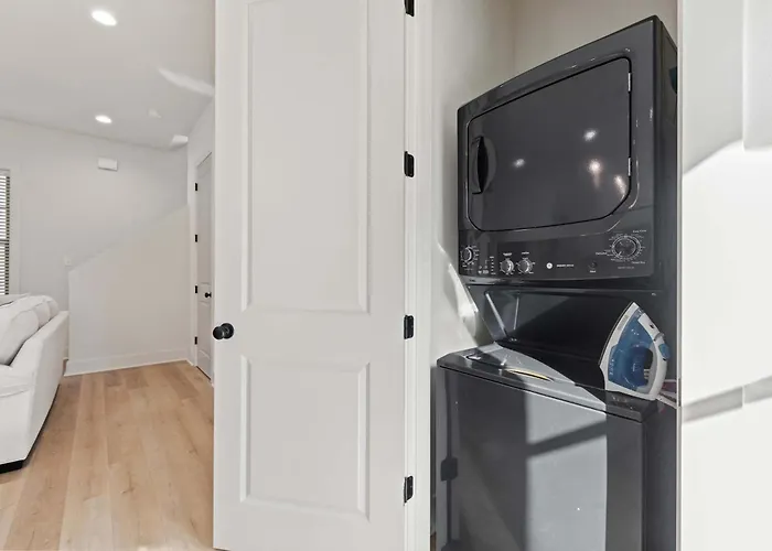 Luxe Oaks - Walk To River Ranch - Build In 2025 - Ev Charger Holiday home Lafayette